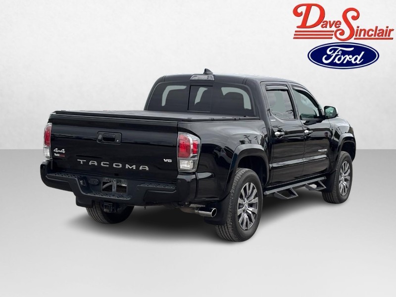 Toyota Tacoma 4WD Vehicle Full-screen Gallery Image 07