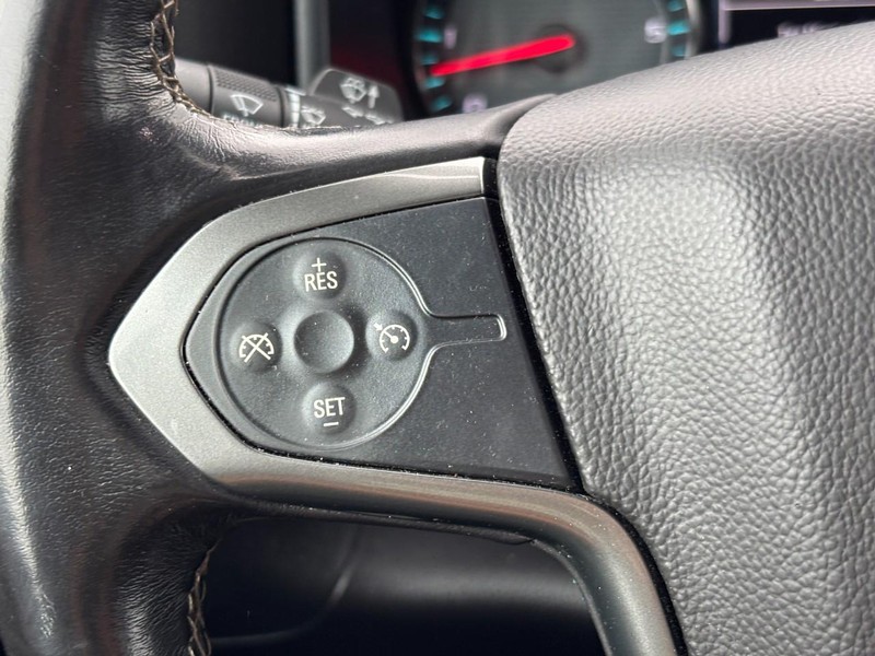 Chevrolet Silverado 1500 LD Vehicle Full-screen Gallery Image 17