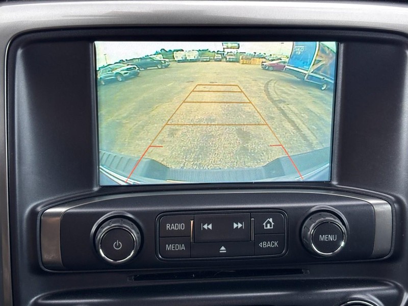 Chevrolet Silverado 1500 LD Vehicle Full-screen Gallery Image 21