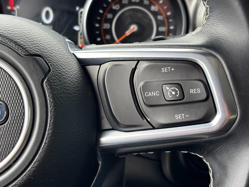 Jeep Wrangler Vehicle Image 20