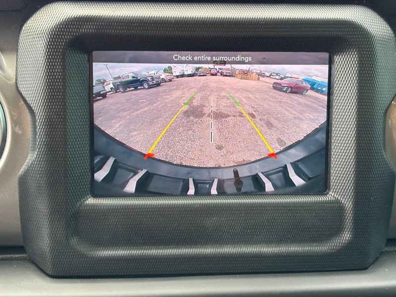 Jeep Wrangler Vehicle Image 23