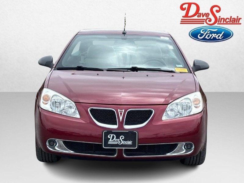 Pontiac G6 Vehicle Image 02