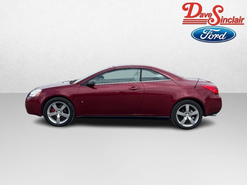 Pontiac G6 Vehicle Image 10