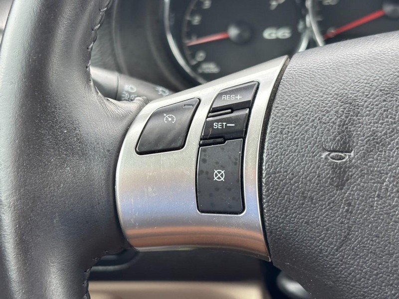 Pontiac G6 Vehicle Image 17