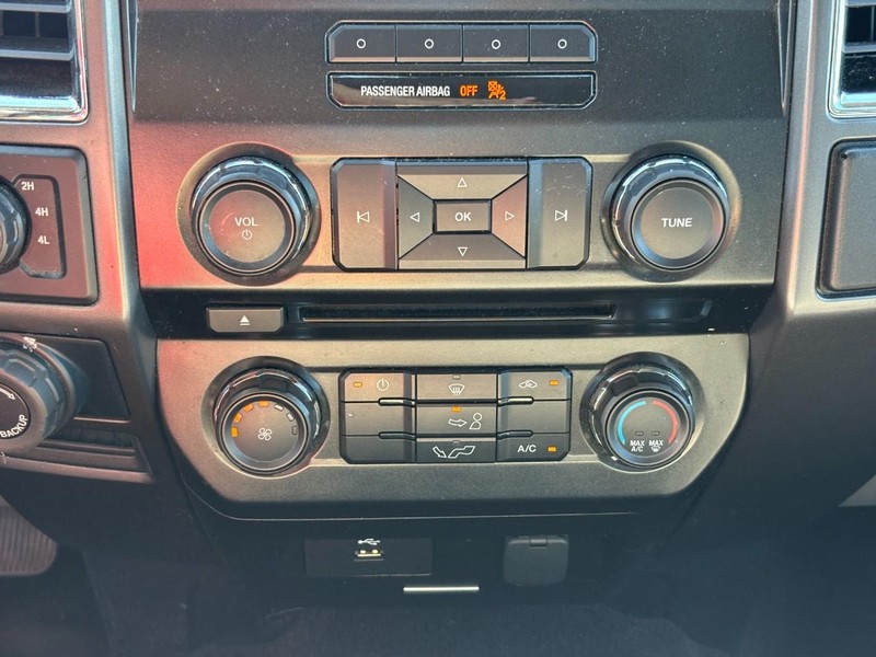 Ford F-150 Vehicle Image 24