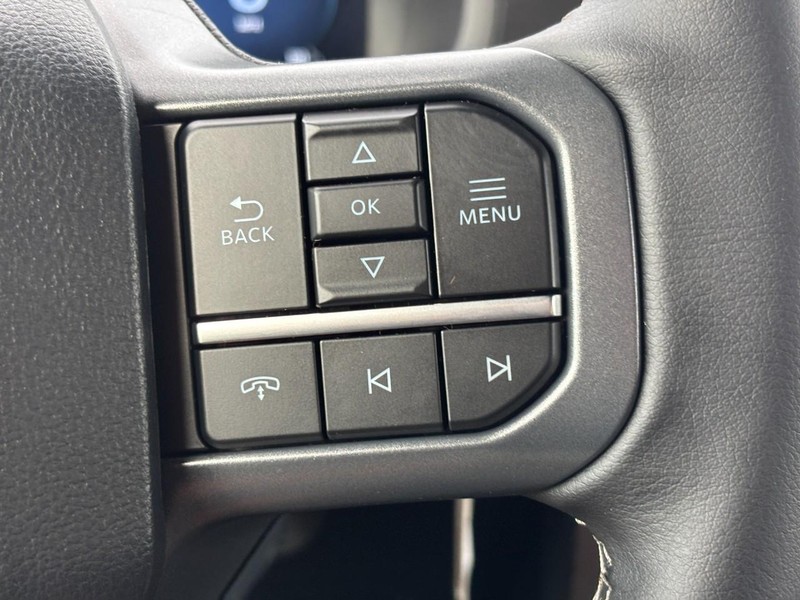 Ford F-150 Vehicle Full-screen Gallery Image 20