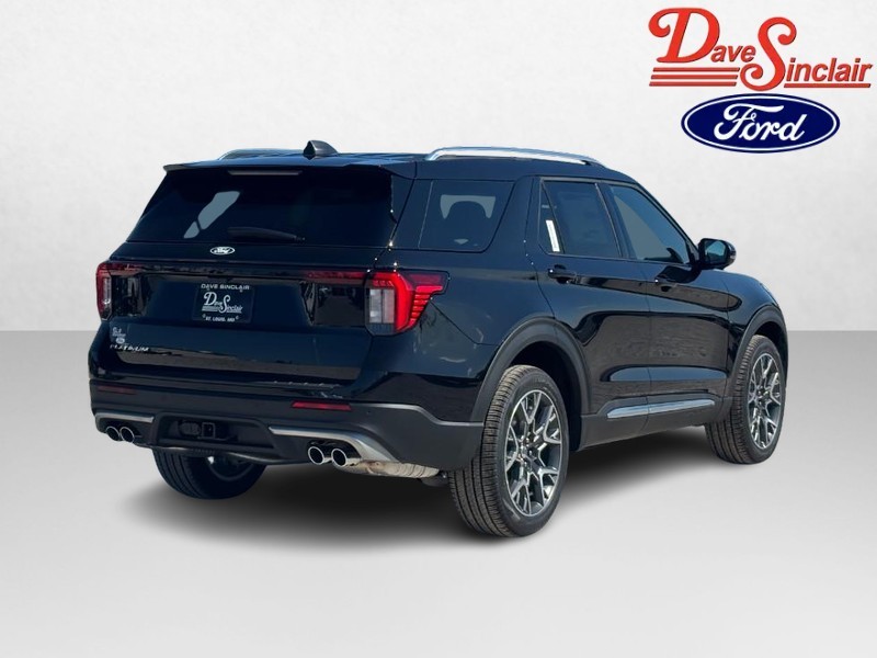 Ford Explorer Vehicle Full-screen Gallery Image 07