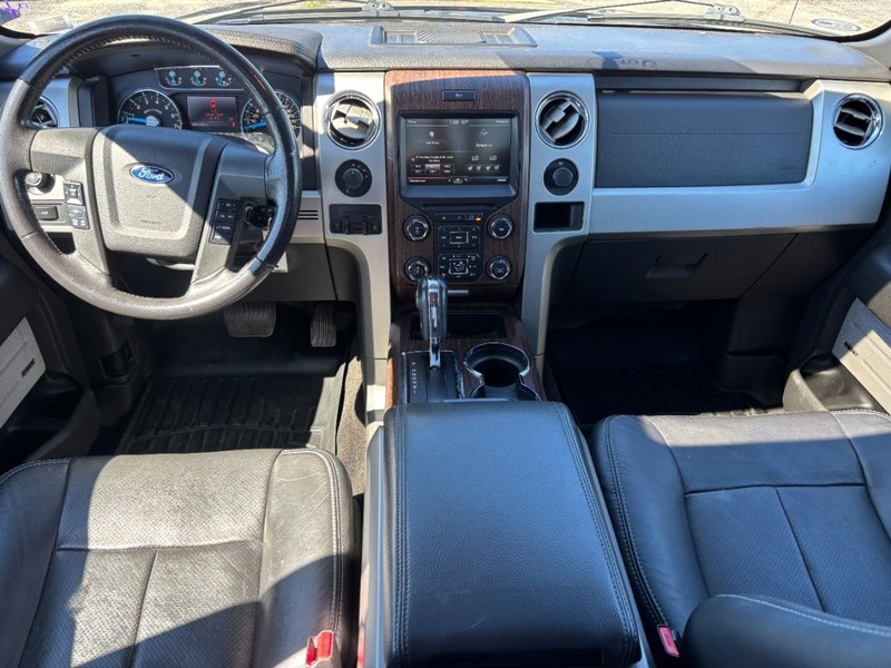 Ford F-150 Vehicle Full-screen Gallery Image 15