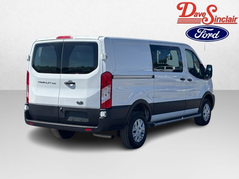 Ford Transit Cargo Van Vehicle Full-screen Gallery Image 07
