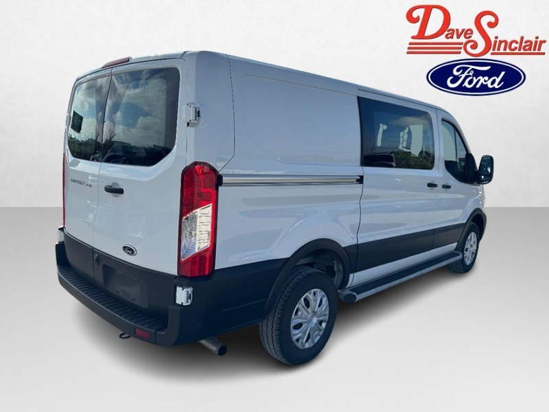Ford Transit Cargo Van Vehicle Full-screen Gallery Image 07
