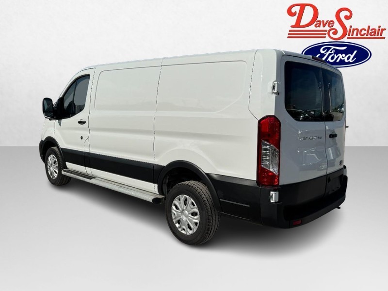 Ford Transit Cargo Van Vehicle Full-screen Gallery Image 09