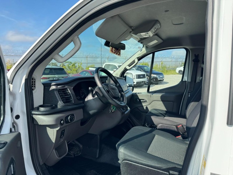 Ford Transit Cargo Van Vehicle Full-screen Gallery Image 16