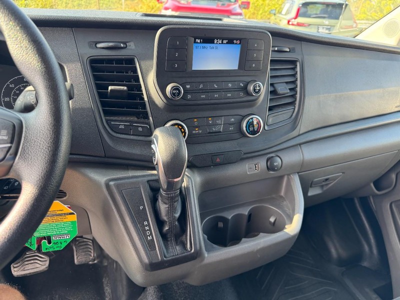Ford Transit Cargo Van Vehicle Full-screen Gallery Image 20