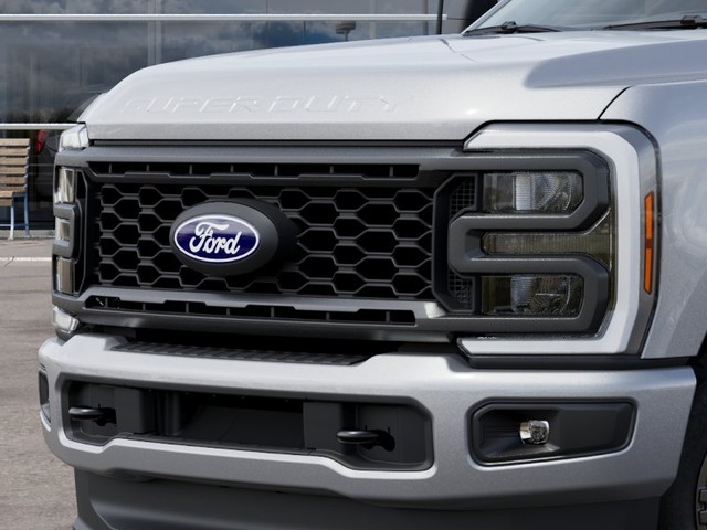 2027 Ford Super Duty F-250 SRW XL thumbnail image 17