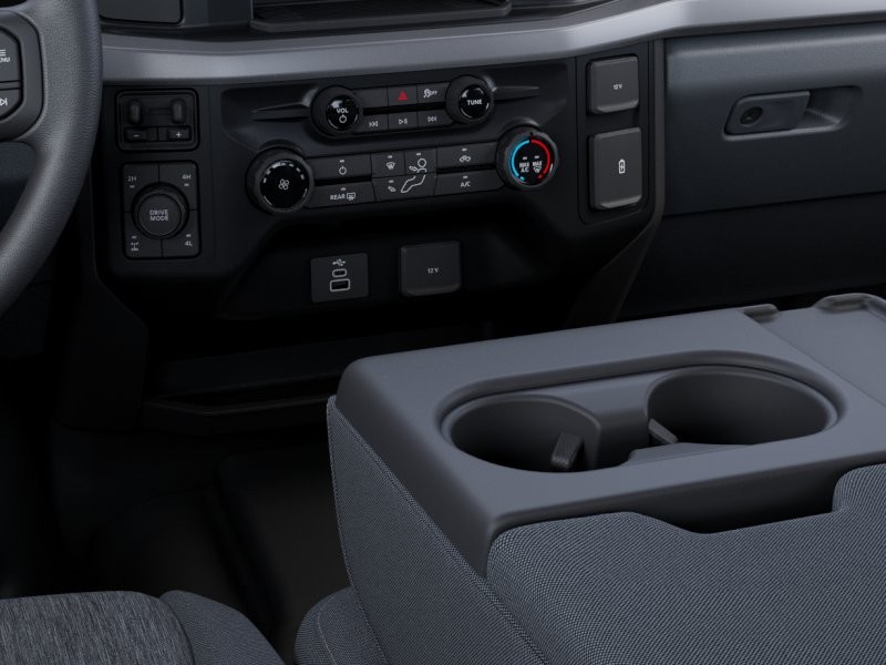 Ford Super Duty F-250 SRW Vehicle Image 17