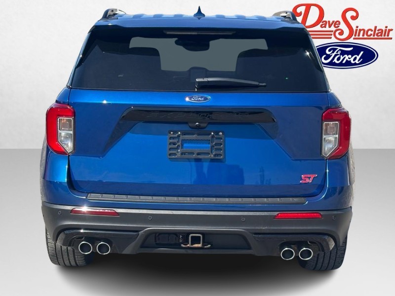 Ford Explorer Vehicle Full-screen Gallery Image 08