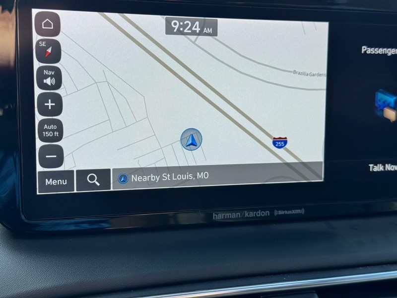 Hyundai Santa Fe Vehicle Image 21