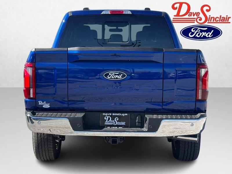 Ford F-150 Vehicle Full-screen Gallery Image 08