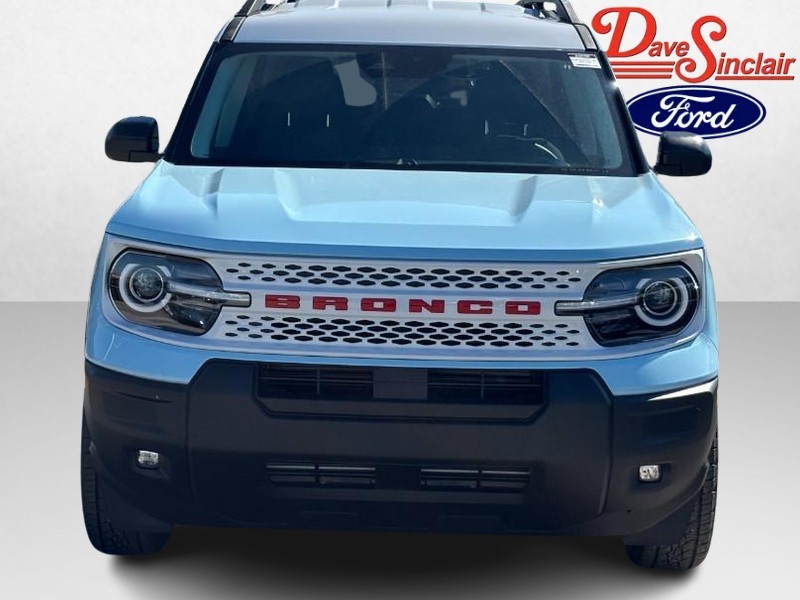 Ford Bronco Sport Vehicle Full-screen Gallery Image 02