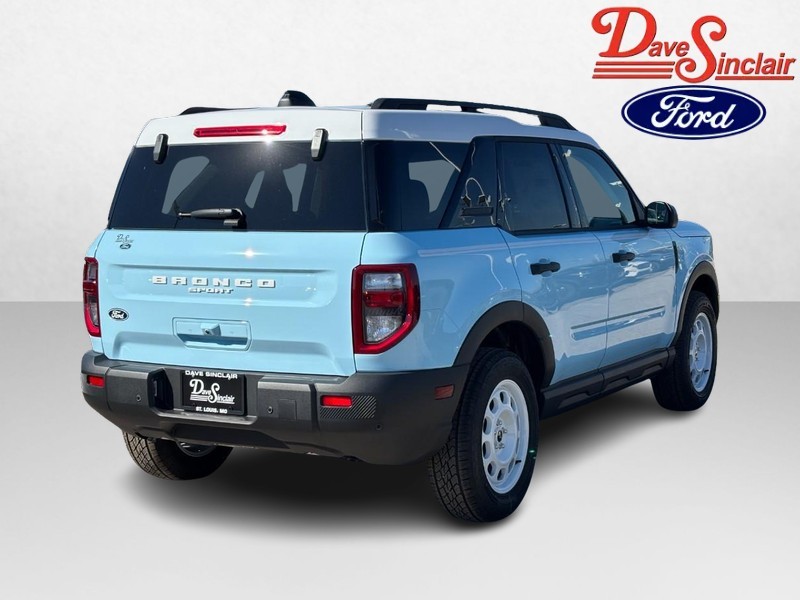 Ford Bronco Sport Vehicle Full-screen Gallery Image 07