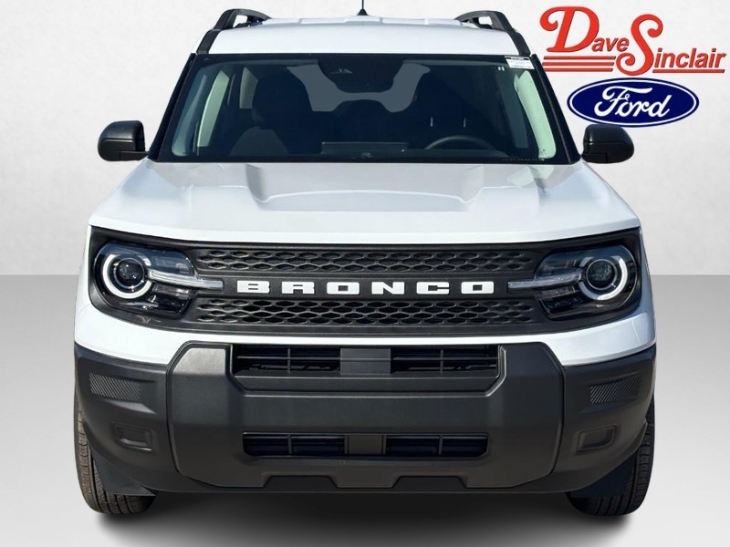 Ford Bronco Sport Vehicle Full-screen Gallery Image 02