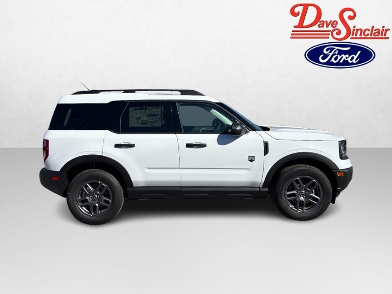 Ford Bronco Sport Vehicle Full-screen Gallery Image 05
