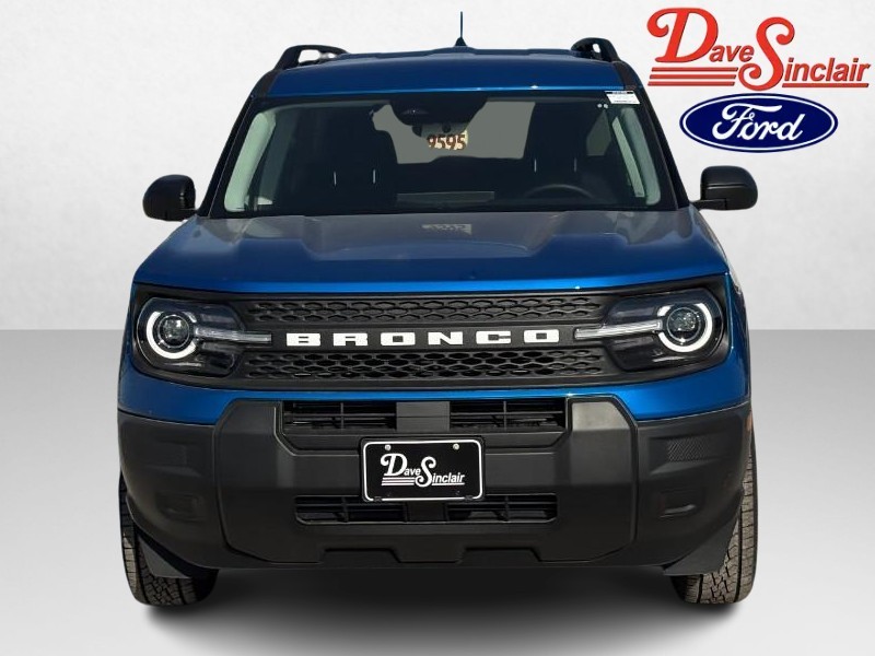 Ford Bronco Sport Vehicle Full-screen Gallery Image 02