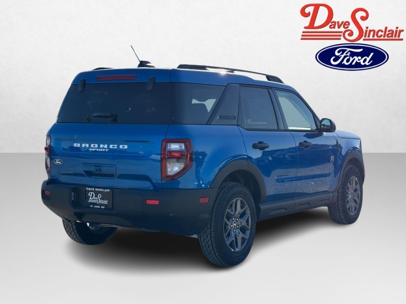 Ford Bronco Sport Vehicle Full-screen Gallery Image 07