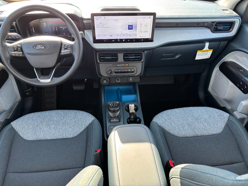 Ford Maverick Vehicle Full-screen Gallery Image 15
