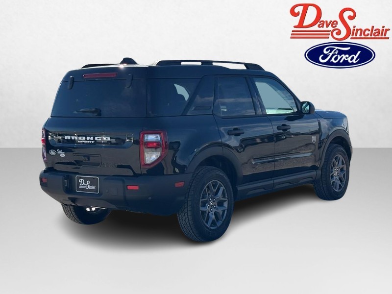 Ford Bronco Sport Vehicle Full-screen Gallery Image 07