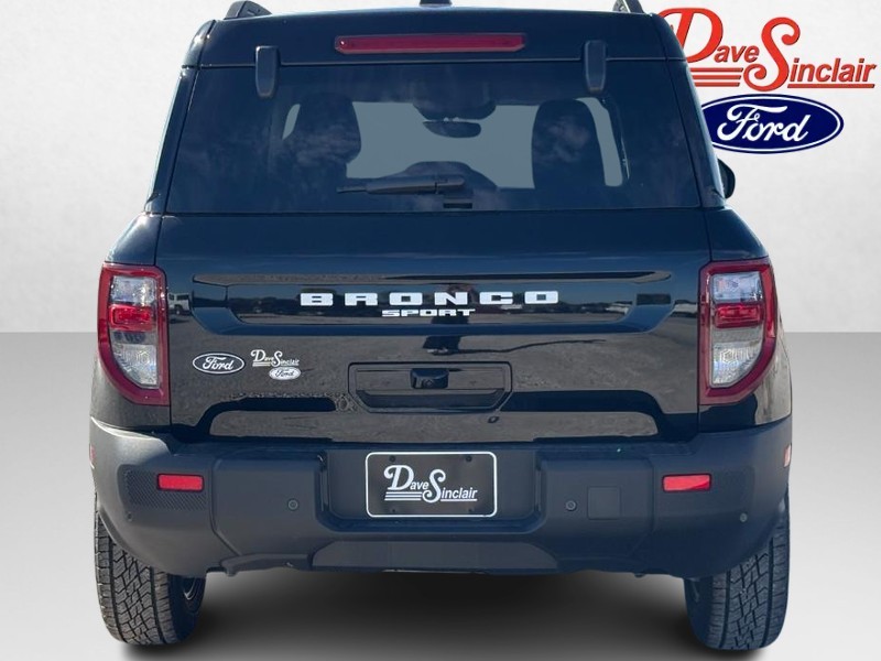 Ford Bronco Sport Vehicle Full-screen Gallery Image 08