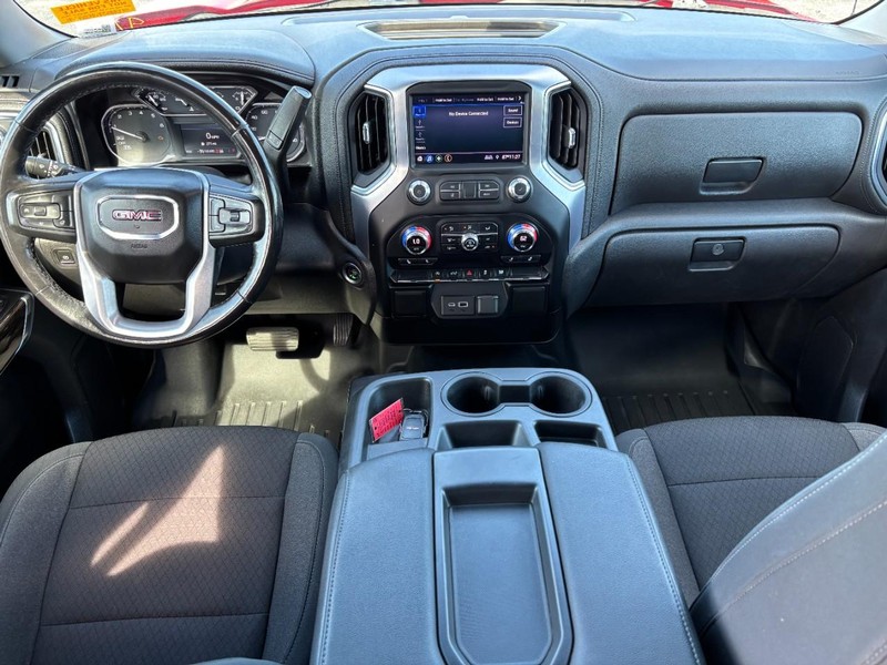 GMC Sierra 1500 Vehicle Full-screen Gallery Image 15