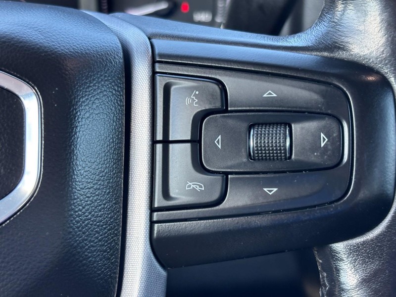 GMC Sierra 1500 Vehicle Full-screen Gallery Image 20