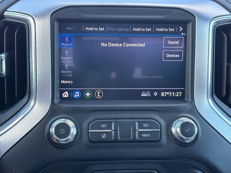 GMC Sierra 1500 Vehicle Full-screen Gallery Image 22