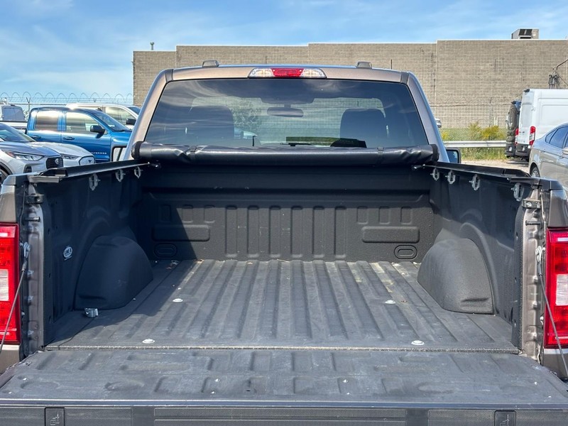 Ford F-150 Vehicle Image 11