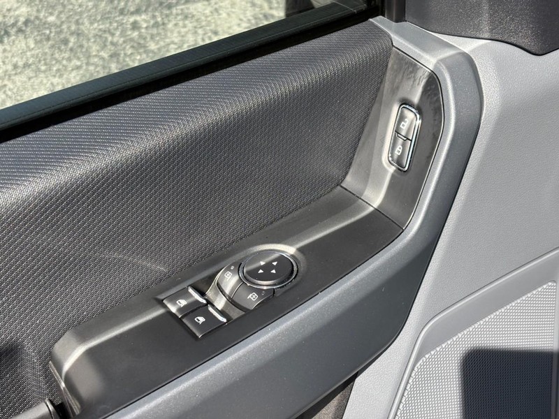 Ford F-150 Vehicle Image 15