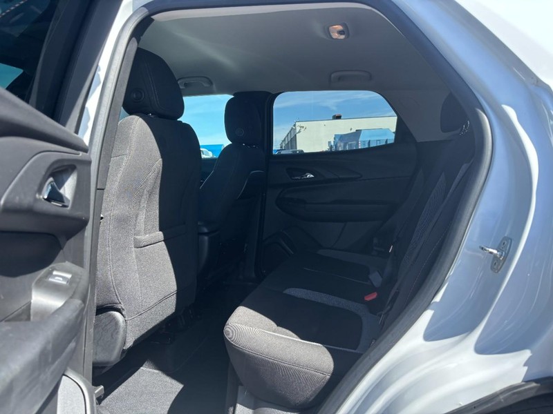 Chevrolet TrailBlazer Vehicle Full-screen Gallery Image 13