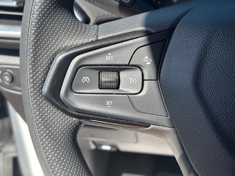 Chevrolet TrailBlazer Vehicle Full-screen Gallery Image 19