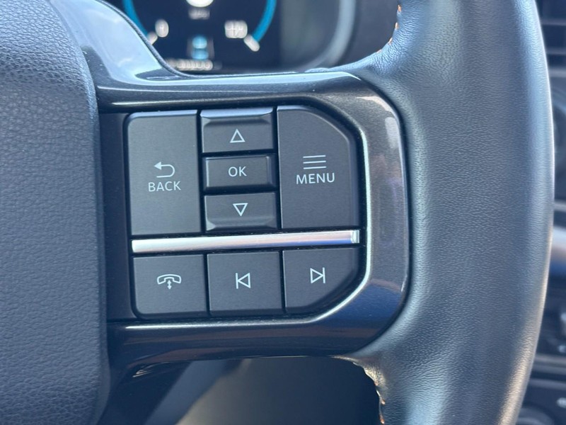 Ford F-150 Vehicle Full-screen Gallery Image 20