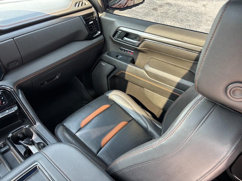 GMC Sierra 1500 Vehicle Image 16