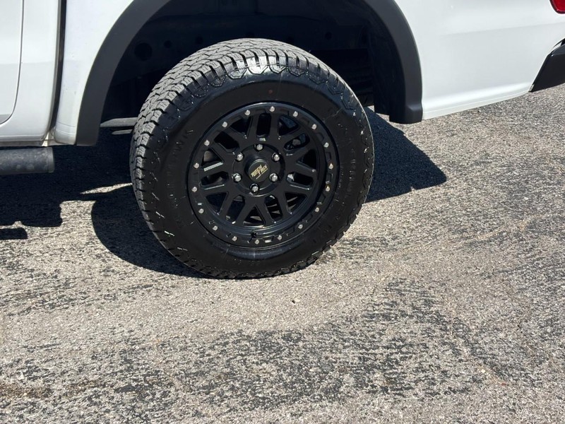 Ford Ranger Vehicle Full-screen Gallery Image 12