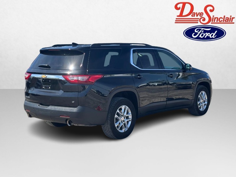 Chevrolet Traverse Vehicle Full-screen Gallery Image 07