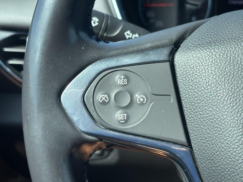 Chevrolet Traverse Vehicle Full-screen Gallery Image 20