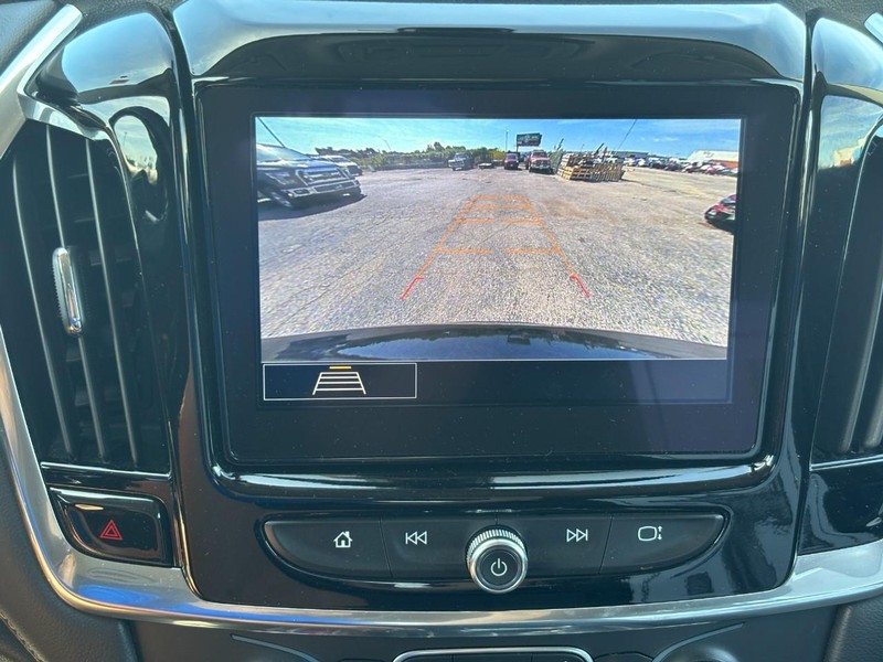 Chevrolet Traverse Vehicle Full-screen Gallery Image 24