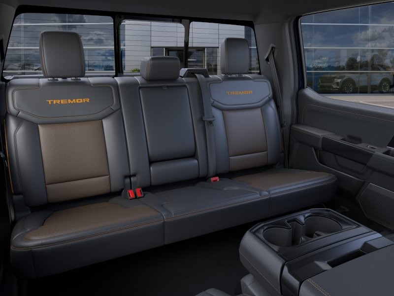 Ford F-150 Vehicle Full-screen Gallery Image 13