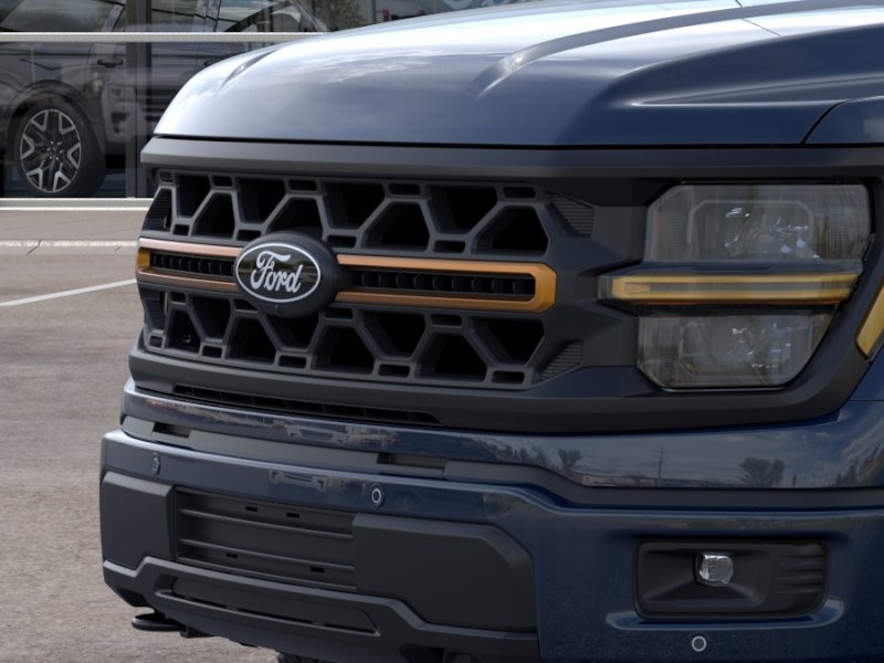Ford F-150 Vehicle Full-screen Gallery Image 19