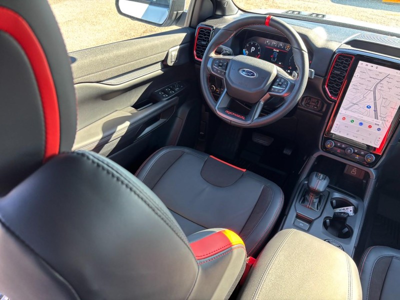 Ford Ranger Vehicle Full-screen Gallery Image 14