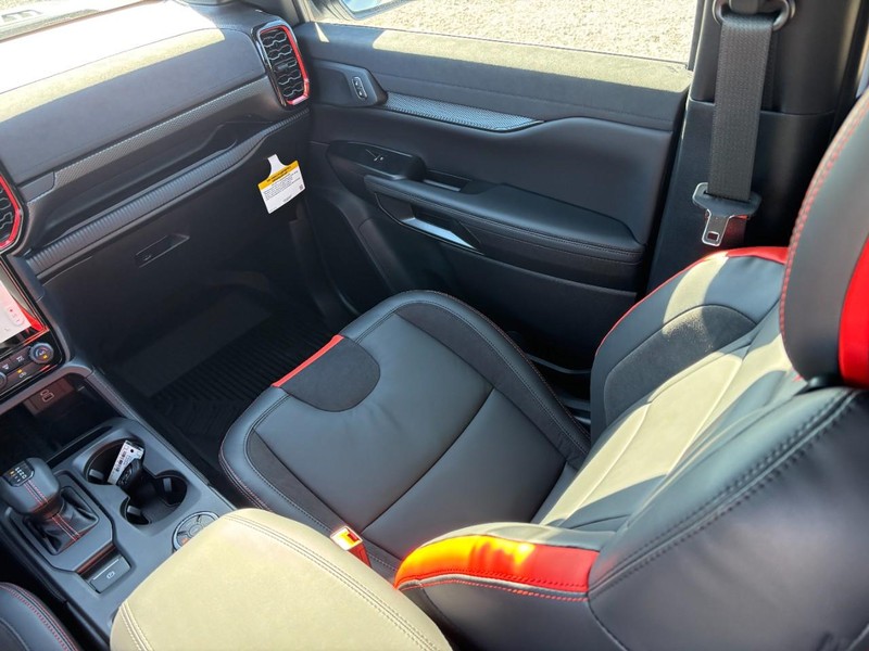 Ford Ranger Vehicle Full-screen Gallery Image 16