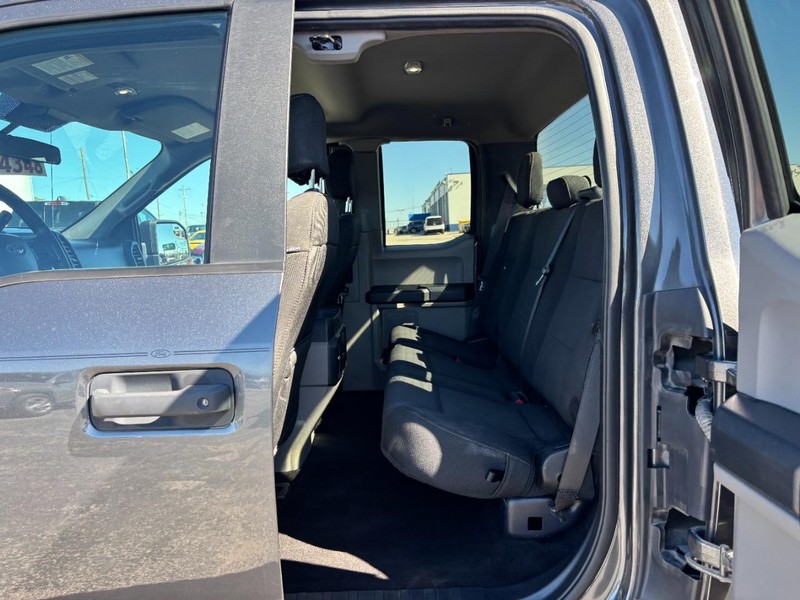 Ford F-150 Vehicle Image 12