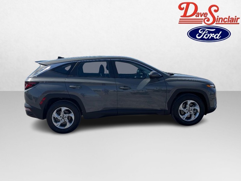 Hyundai Tucson Vehicle Image 05